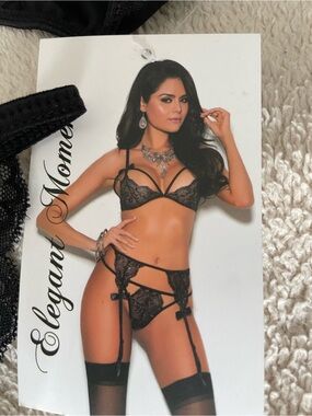 Elegant Moments Black Lace Strappy Bra & Garter Set - Sheer Floral Lace